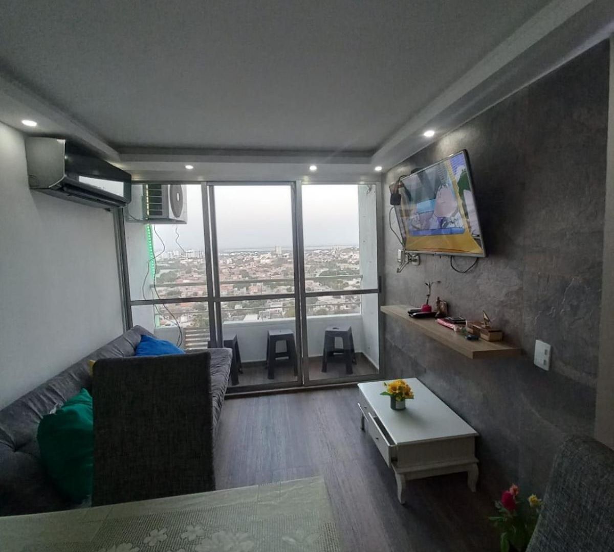 Aqualinastar Apartamento