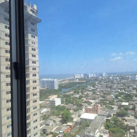 Aqualinastar Apartamento *